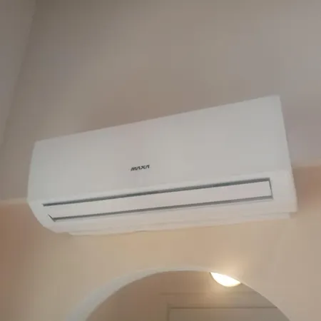 Διαμέρισμα La Petite Maison Du Port Λατζίζε
